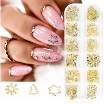 Gioiello di oro in stile “Christmas Nail”