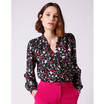 Blusa de mujer con estampado floral