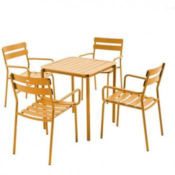 Set Oviala Terrazza – Tavolo Quadrato 70cm con 4 Poltrone Senape