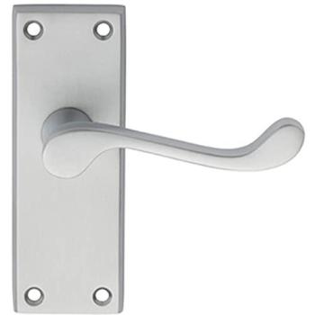 Short Latch Backplate Pair: Victorian Scroll Lever 118 × 43 mm – Satin Chrome