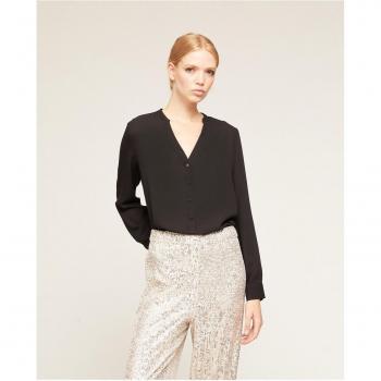 Blusa de manga larga con escote serafín