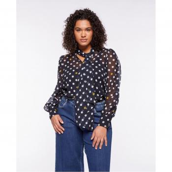 Blusa de lunares con fajín y detalles en el cuello