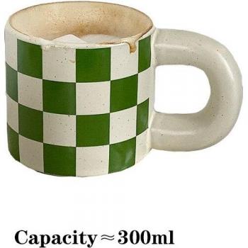 Tasse en céramique, vert damier, couple d'eau