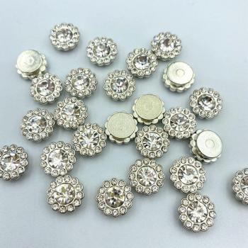 Flat-Back Shimmer Beads (30 pcs) – B57 Edition