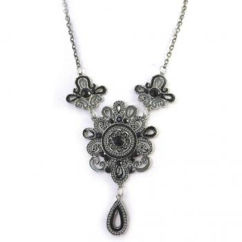 Collar Altai Sutil Negro