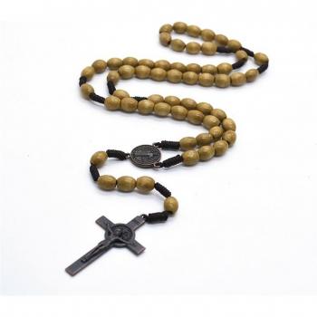 Holzperlen Schmuck mit religiösem Kreuzanhänger