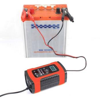 Automatisches Puls-Batterieladegerät 12V für Auto und Motorrad