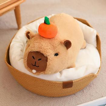 Simulation de capybara en peluche – décoration enfantine