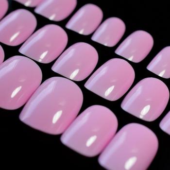Kids' Extra Short Pink Round False Nail Tips