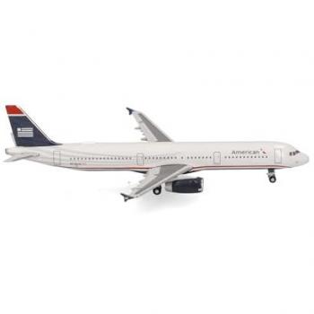 HERPA 538251 1:500 American Airlines Airbus A321