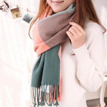 Poncho Cálido y Estilizado para Otoño/Invierno