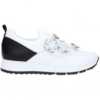 Gigi 37 Off-White – Urbaner Chic