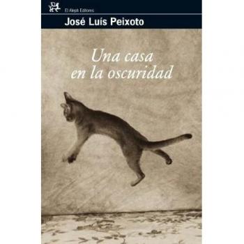 UNA CASA EN LA OSCURIDAD