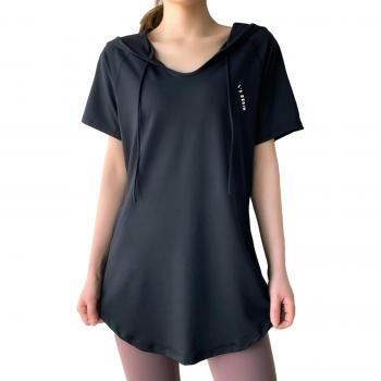 Elegante Damenoberteile mit lockeren Shorts