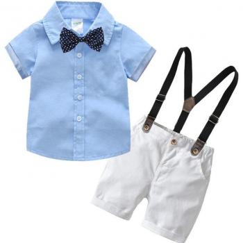 Fröhliches Sommerkleidungsensemble – blaues T-Shirt + Shorts & Hosenträger – 3‑jährige Jungen