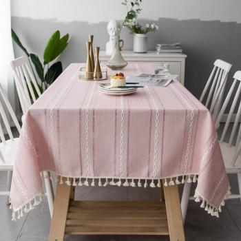 Mantel de Comedor Jacquard Rosa con Diseño Hueco