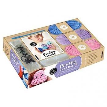Coffret Poulpy crochet: Coffret avec 1 crochet de 4mm, 1 aiguille à laine, 3 pelotes de fil chenille, 6 yeux kawaii de 12 mm, Ouate de rembourrage, 1 livre et 3 porte-clés