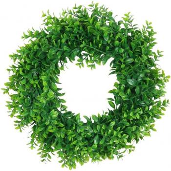 Farmhouse Style Boxwood Wreath 17.7 Inch