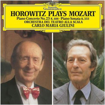 Horowitz Plays Mozart