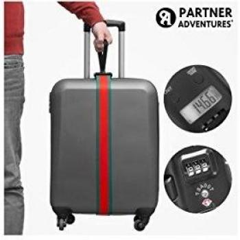Luggage Strap with Integrated Scale