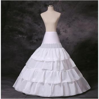 Vestido de boda con enaguas y volantes