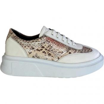 Scarpe da donna in pelle con suola sportiva e design unico