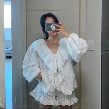 Vintage Women's Pajama Set with Lace V-Neck and Shorts