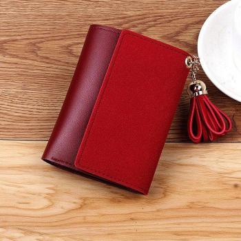 Tarjetero de cuero para estudiantes con borlas