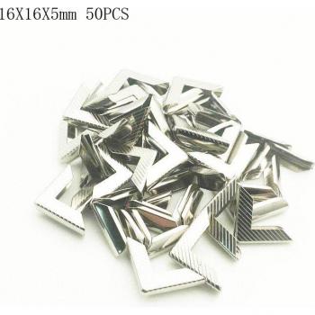 Esquinas Protectoras de Metal para Libros