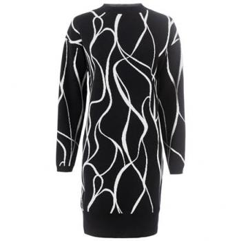 Soquesto Kleid „Nafeesa“ – Schwarz, mit Schal