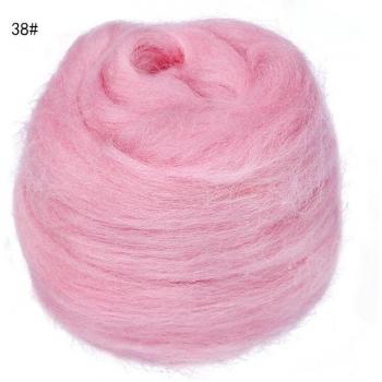 Matériaux artisanaux en feutre de laine rose