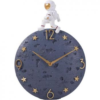 Luxury Resin Astronaut Wall Clock