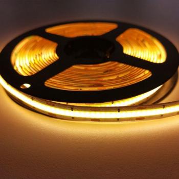 5M IP65 LED-Streifen 3000K mit Befestigungsmaterial