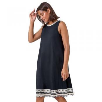 Robe Shift Noire à Broderies Roman