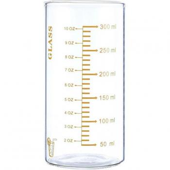 Einfache Glas-Messbecher