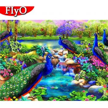 Pavo Real Luminiscente: Kit de Bordado y Pintura