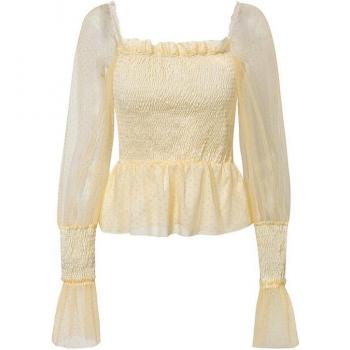 Blusa de malla con cuello cuadrado