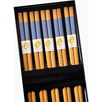 Palillos de bambú con diseño personalizado