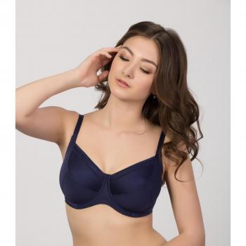 One Size Matte Black Elita Bra + Jacquemus Shades