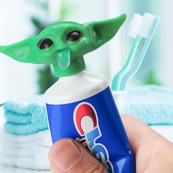 Bouchon de tube de dentifrice Baby Yoda – Vert Mandalorian