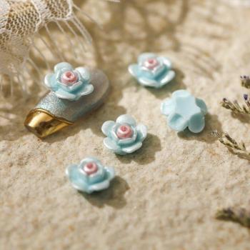 Arte Floral en Resina: 50 Piezas para Uñas