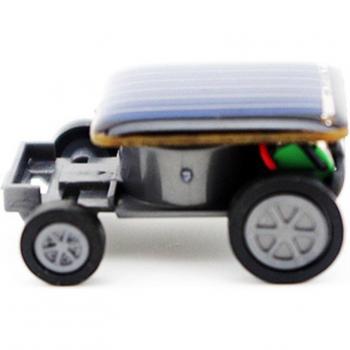 Solar-Powered Grasshopper DIY Toy