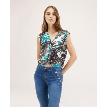 Top corto femenino con estampado tropical de Motivi