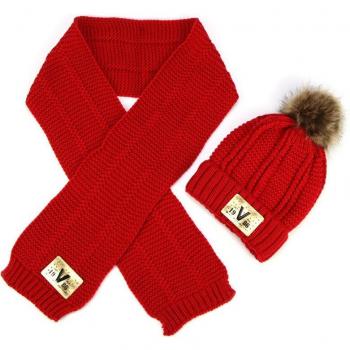 Ensemble Capuche et Cache-cœur Tricoté
