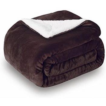 Brown 150 × 200 cm Sherpa Fleece Lounge Blanket – Dual‑Side Softness