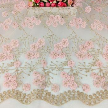 Matériaux Vêtements Soie Dorée Tridim. Fleur Élégante