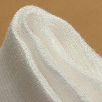 Gasa blanca para envolver queso y mantequilla
