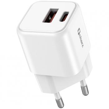 Cargador Mini Qcharx Zeus 3A 20W Adaptado a Regletas