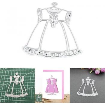 Die-Cutting Robe de Bébé Fille