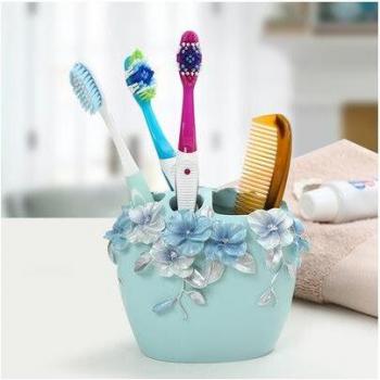 Elegant Bathroom Essentials Set